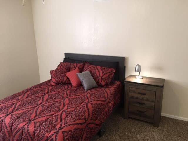 Quiet Townhouse Close To Fort Sill! Лотон Экстерьер фото